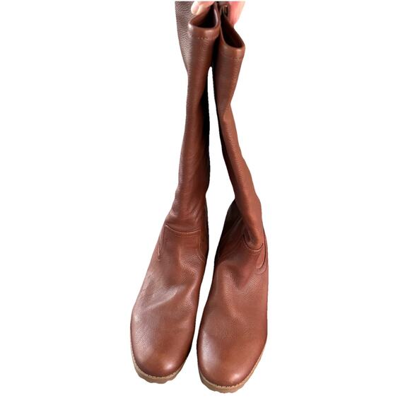 G.H. Bass Women’s Nellie Brown Leather Tall Riding Boots Treaded Sole - Picture 4 of 7